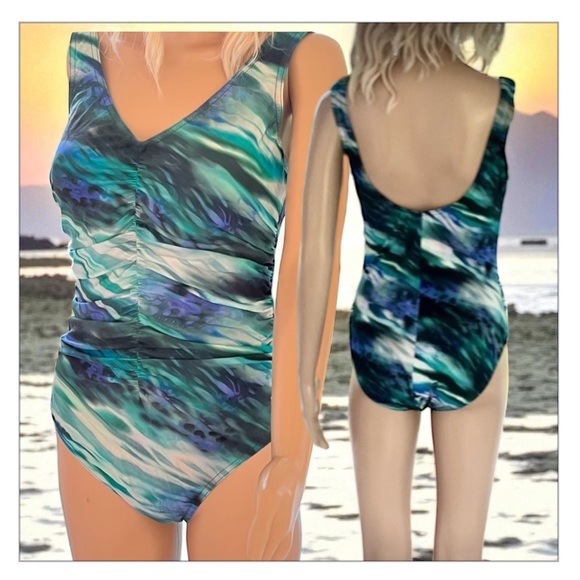 Elegant Teal One-Piece Swimsuit - Picture 1 of 5